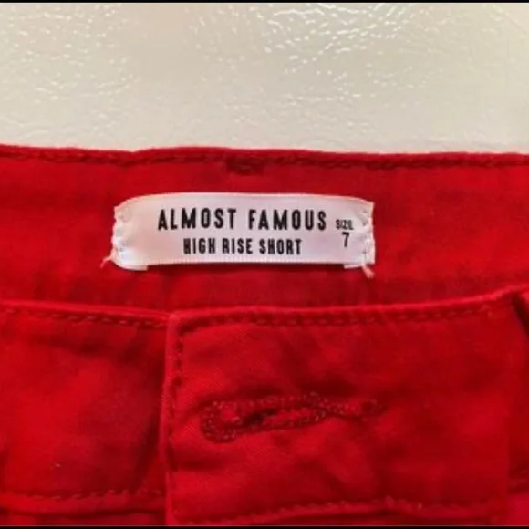 Booty shorts - Picture 2 of 2